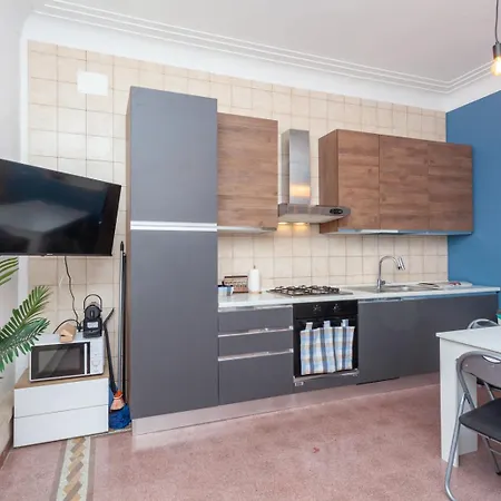 Modern Historic - By Openroma Appartamento