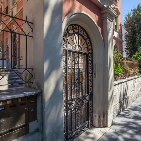 Appartamento Modern Historic - By Openroma *