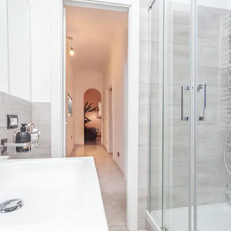 Modern Historic - By Openroma Roma