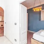 Lejlighed Modern Historic - By Openroma Rom