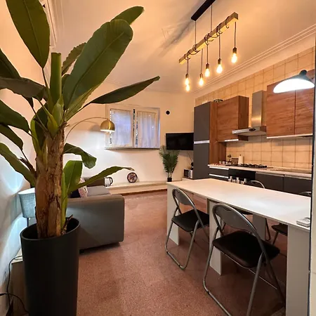 Modern Historic - By Openroma Appartement *