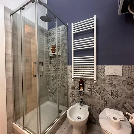 Appartement Modern Historic - By Openroma *